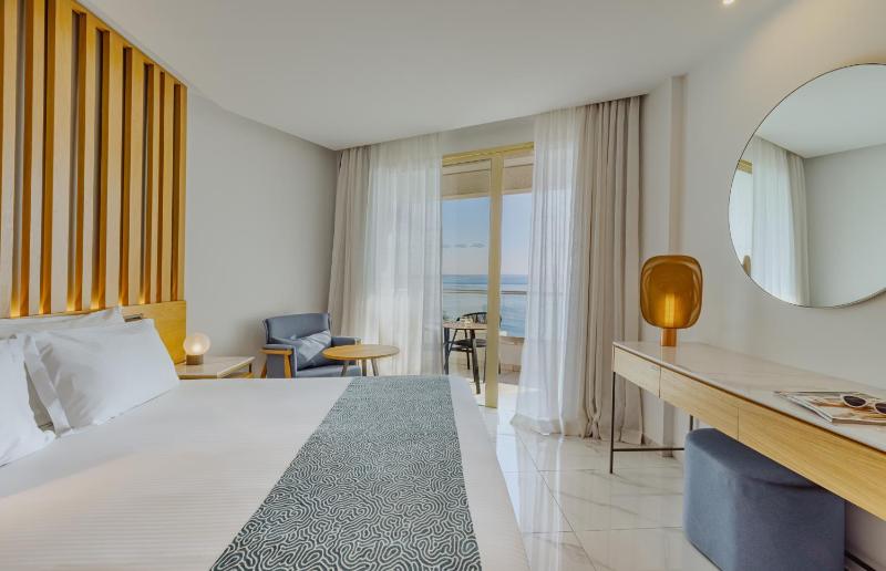 Grand Suite image 1