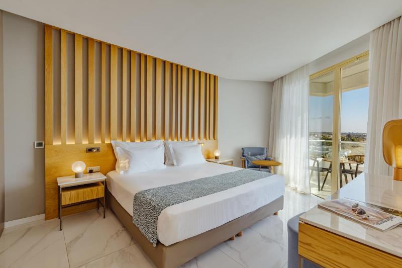 Grand Suite image 3