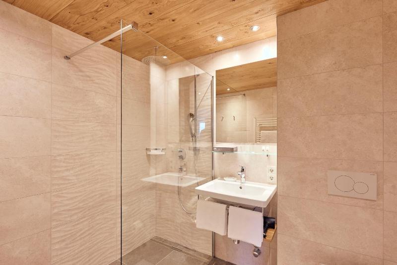 Two-Bedroom Apartment (4 Adults) image 4