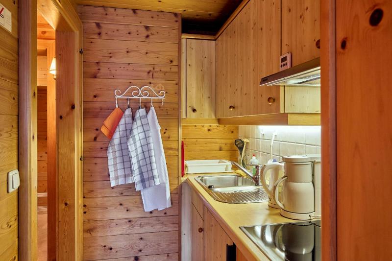 Standard One-Bedroom Apartment image 3