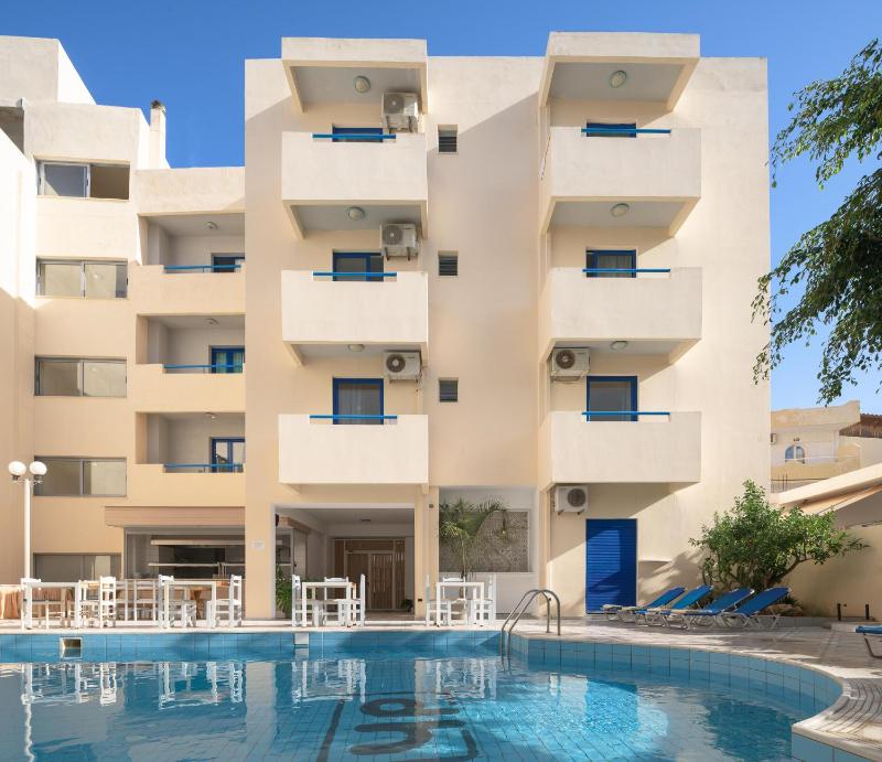 Central Hersonissos Hotel - image 9