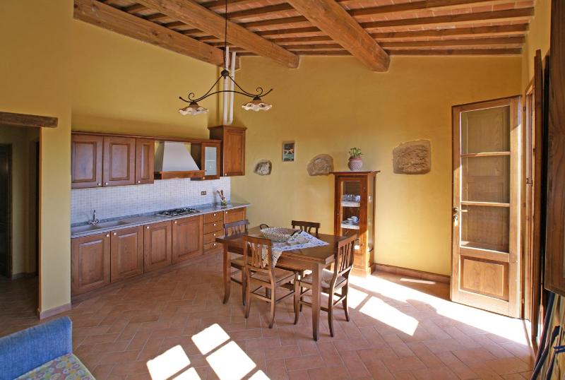 One-Bedroom Apartment image 3