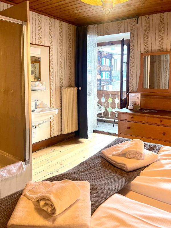 Junior Suite Wood Lover image 3