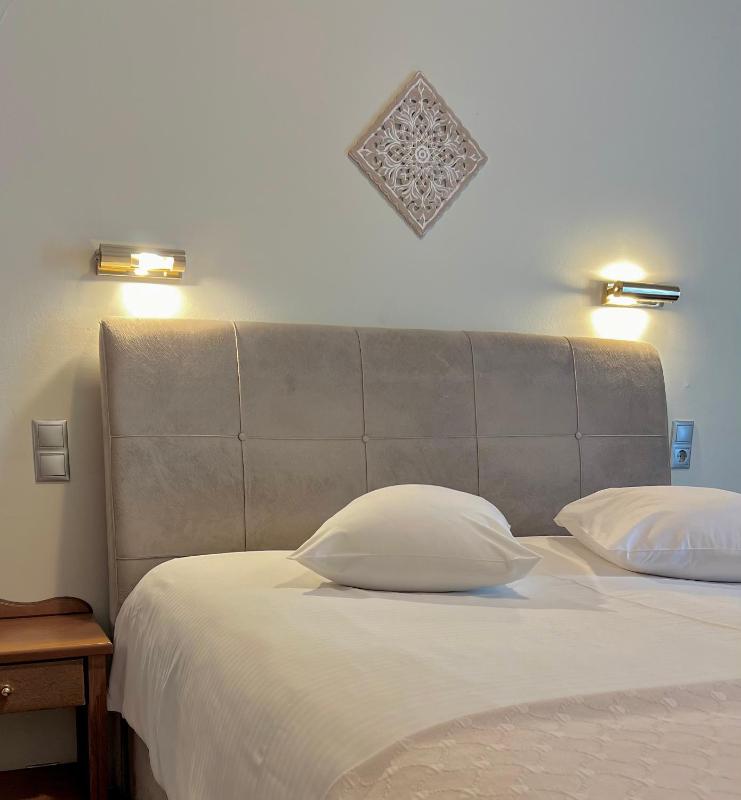 Double Room image 2