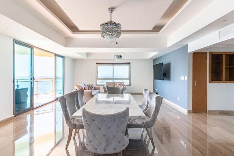 Luxurious 2BDR with Ocean View - image 6