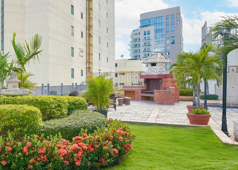 Luxurious 2BDR with Ocean View - image 8