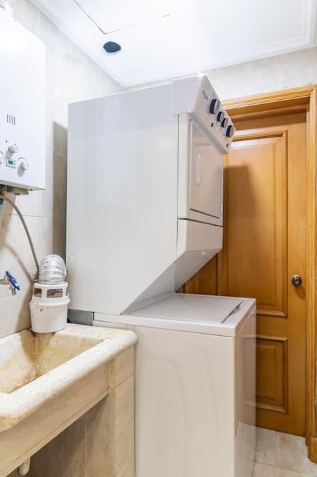 Luxurious 2BDR with Ocean View - image 9