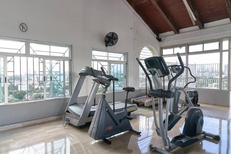 Luxurious 2BDR with Ocean View - image 14
