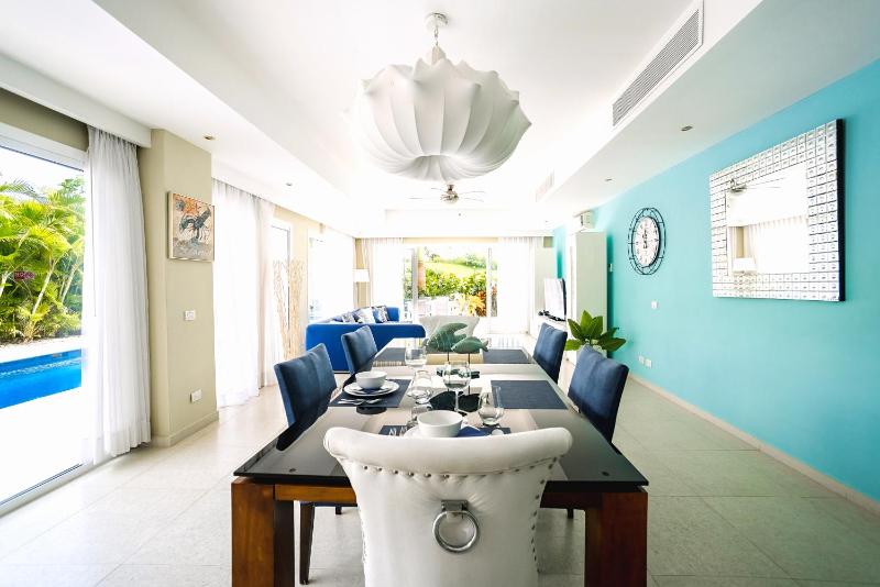 Luxury Villa Iberosta Del Mar - 4BDR Private Beach Pool & Jacuzzi - image 23