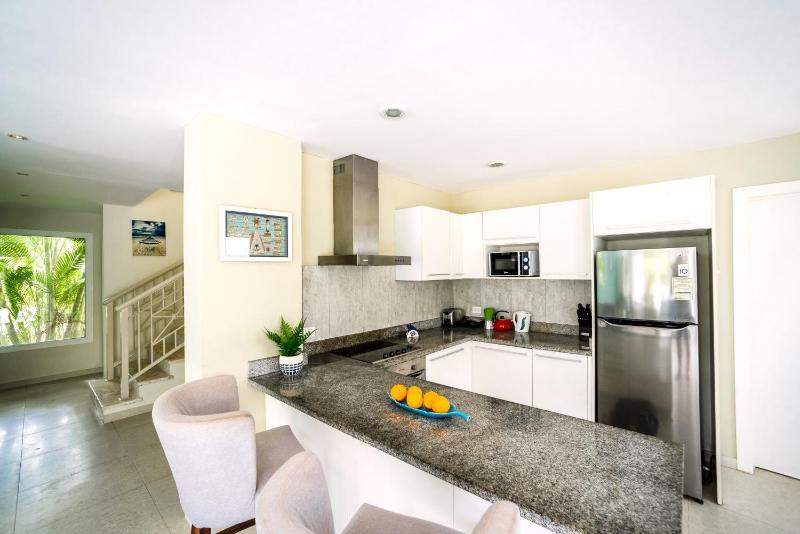 Luxury Villa Iberosta Del Mar - 4BDR Private Beach Pool & Jacuzzi - image 19