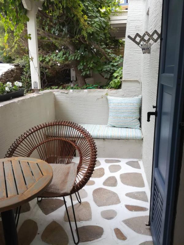 Economy Double or Twin Room image 4