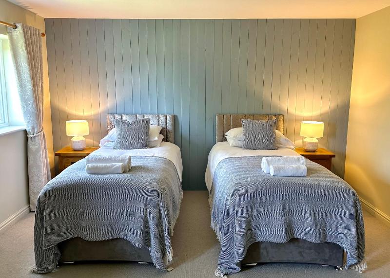 Superior Twin Room Plus image 3