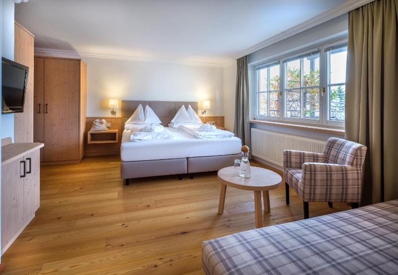 Suite with Terrace image 1