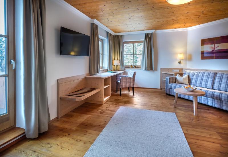 Suite with Terrace image 3