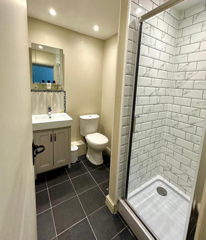 Superior Double Room image 3