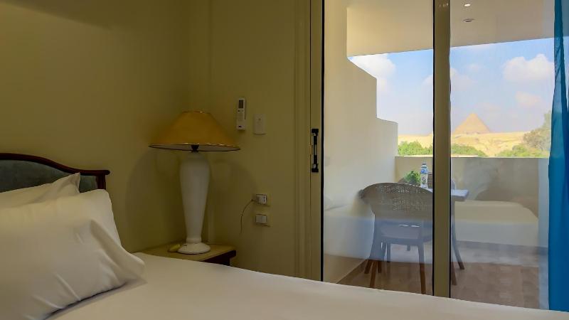 Glory Pyramids Inn - image 12