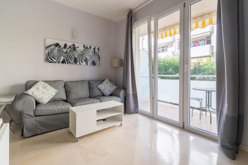 Apartamentos Castillo by Sur Suites - image 31