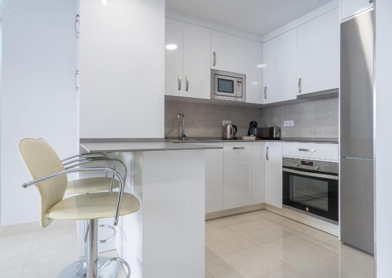 Apartamentos Castillo by Sur Suites - image 9