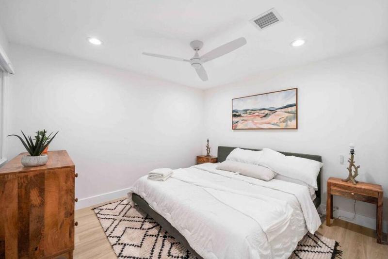 Uptown Sedona Retreat wit Views and Hot Tub - image 33