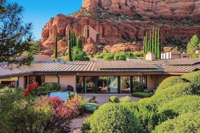 Chapel Vortex Home Red Rocks Hot Tub Gardens - image 10