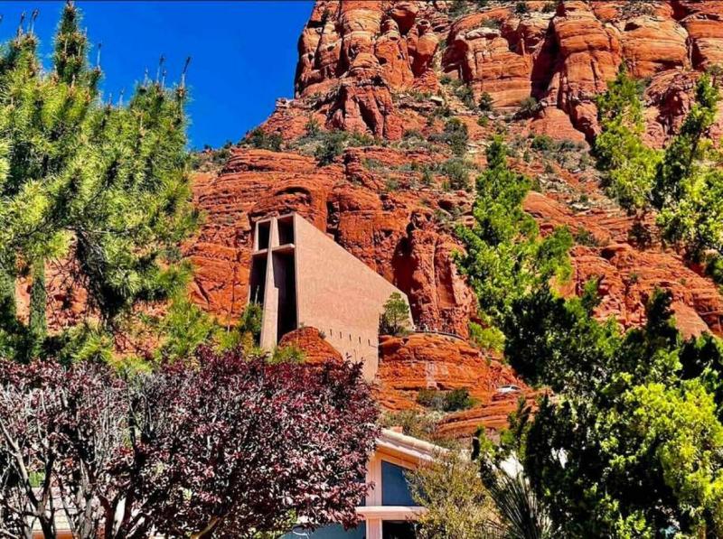 Chapel Vortex Home Red Rocks Hot Tub Gardens - image 35