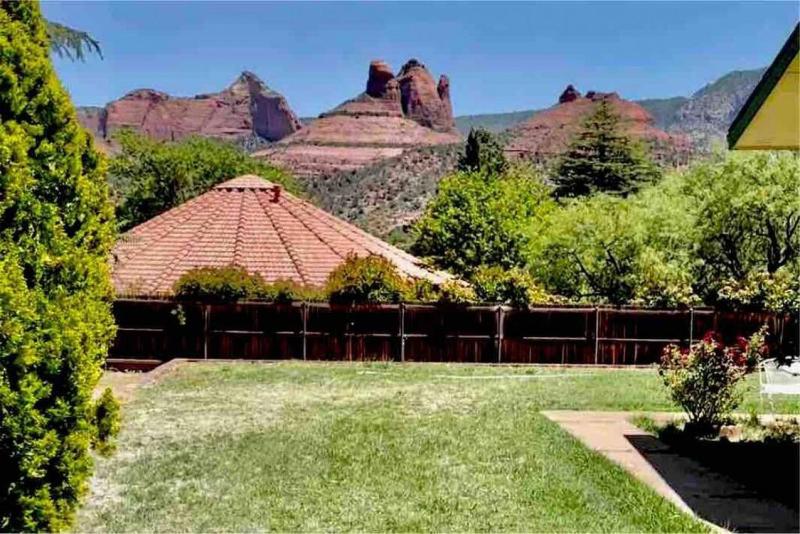 Heart of Uptown retreat estate with views and hot tubs - image 38