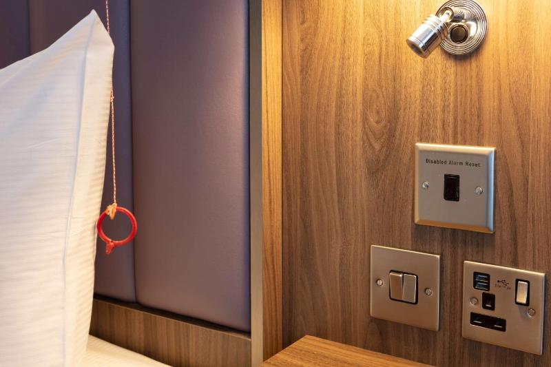 Queen Room - Mobility Access image 4