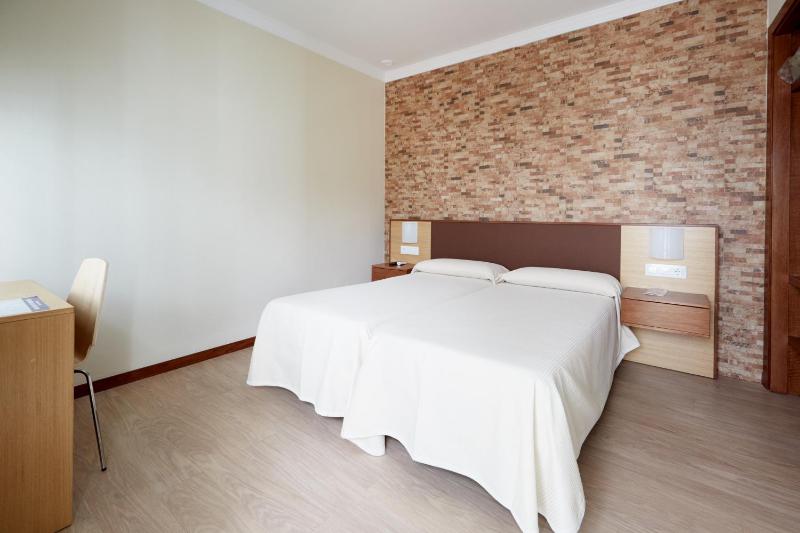 Hostal Campo Nuevo - image 26