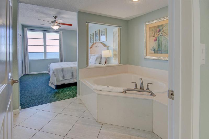 Unit 2322 Ocean Walk - 3 Bedroom Ocean Front - image 5