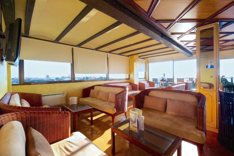 Hotel Guadalquivir - image 39