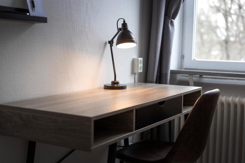 Single Room image 3
