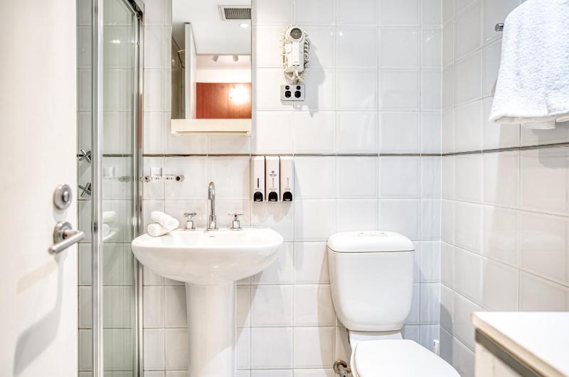 Superior Studio Apartment image 3