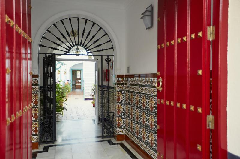 Hostal Campo Nuevo - image 35