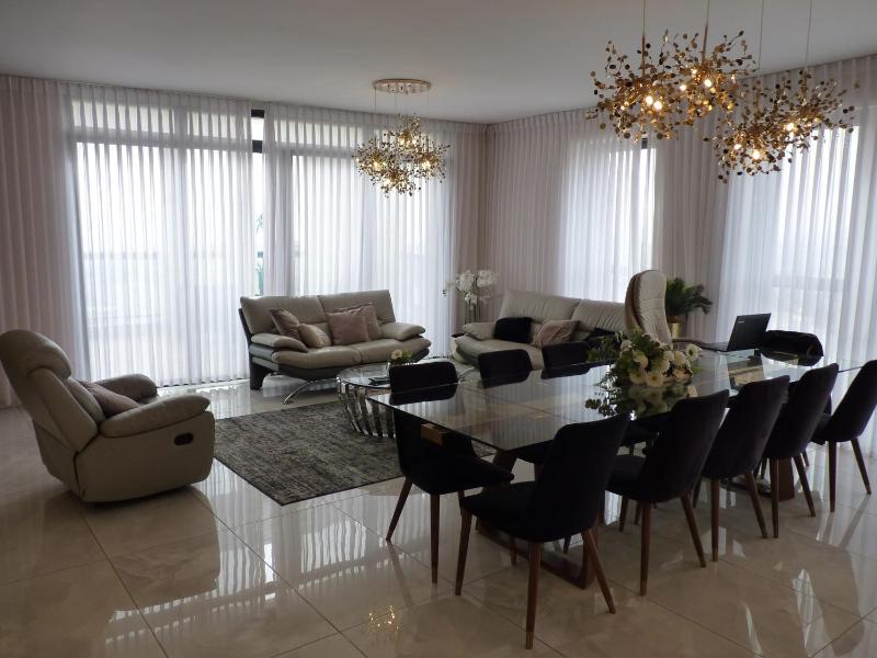 JTower Royal Suites - The Penthouse - Alefimmoed - image 13