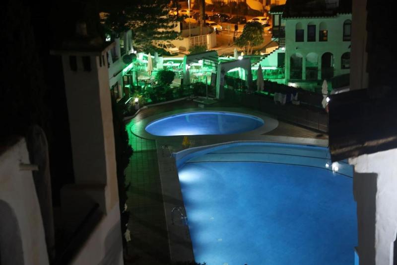 Deluxe Apartment with Pool and Terrace Pueblo Evita - image 10