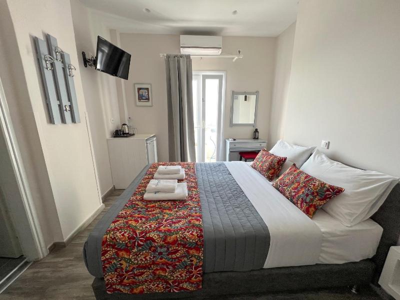 Double Room image 2