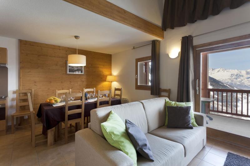 Four-Bedroom Apartment - 10 Persons image 3