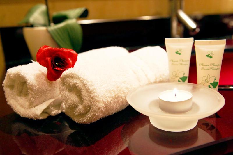 Quadruple Room image 3