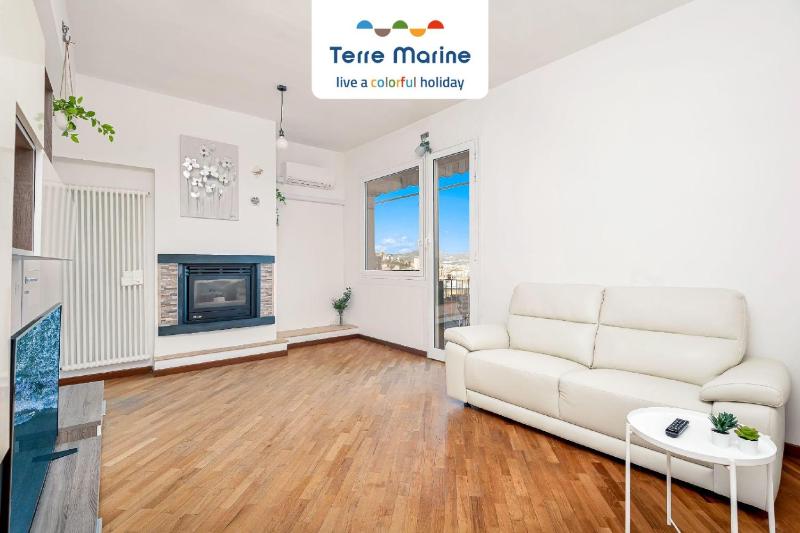 Giavarico House, Terre Marine Images