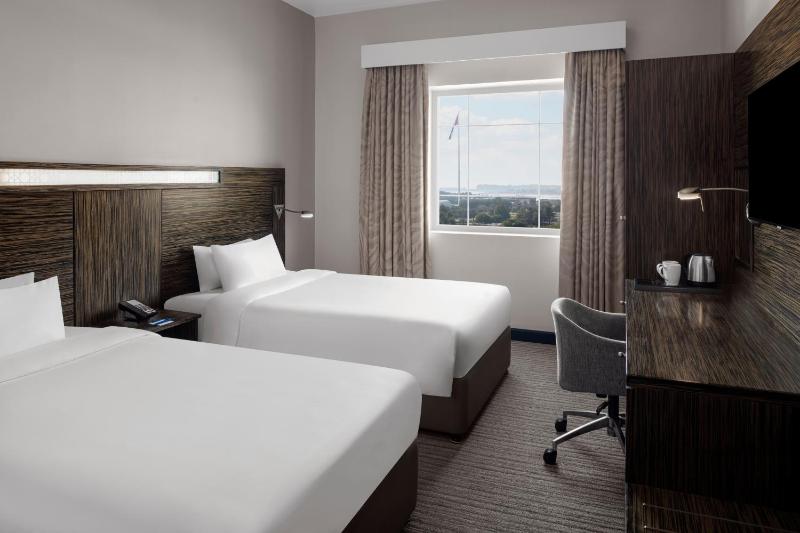 Standard Twin Room - Smoking image 1