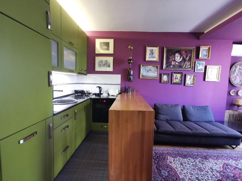 City Center Apartment with parking - image 4