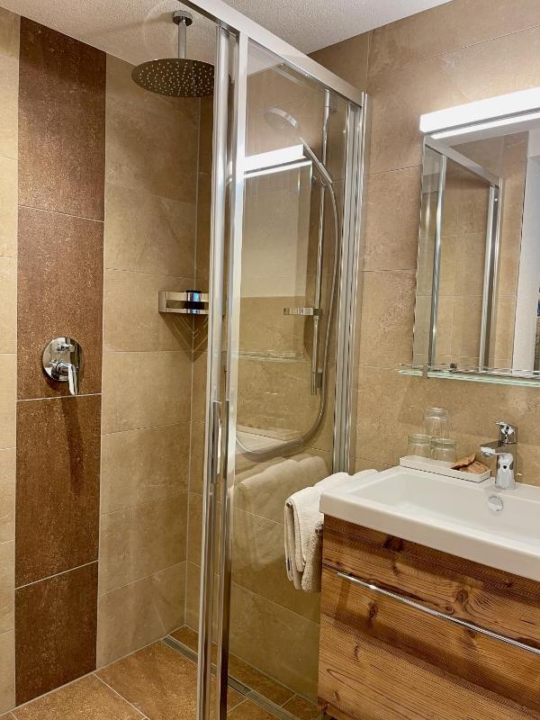 Standard Double Room image 1