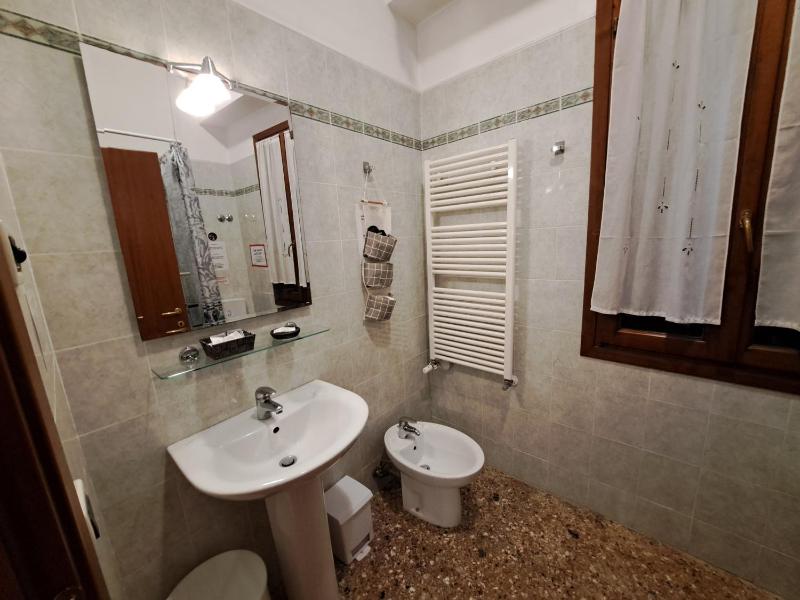 Triple Room image 2