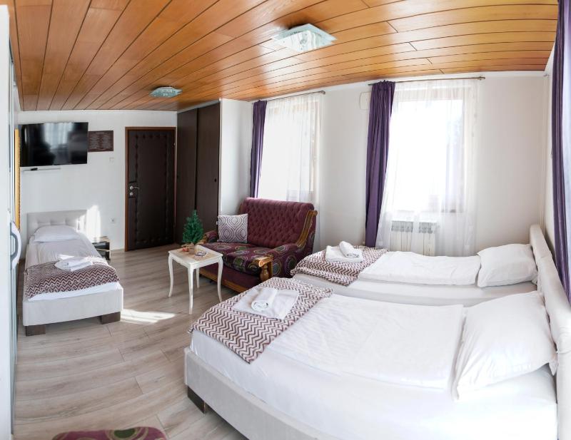 ĆIRO GUEST HOUSE-free parking - image 8
