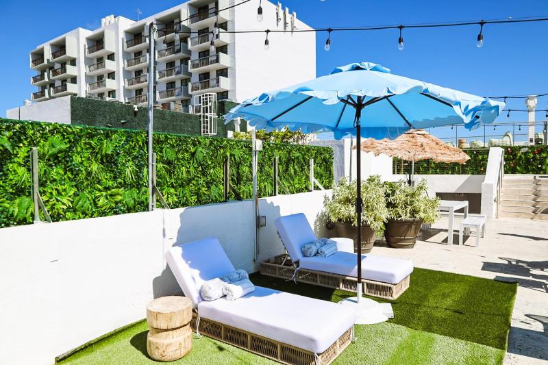 Bentley Hotel South Beach - image 7