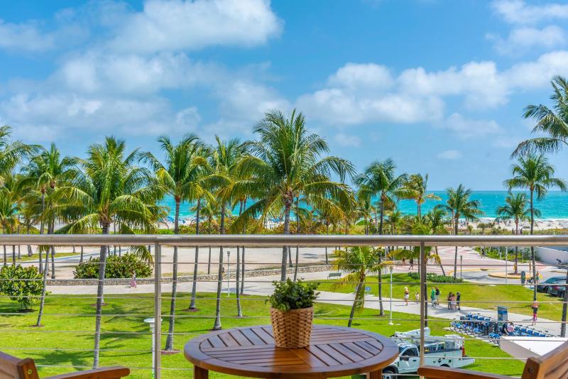 Bentley Hotel South Beach - image 19
