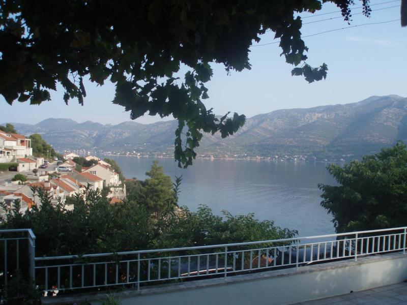 Two-Bedroom Apartment with Terrace and Sea View image 2