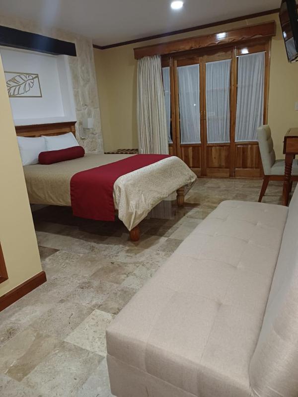 Cancun International Suites - image 13