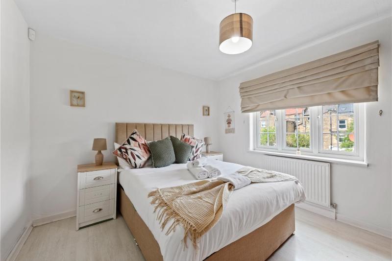 Huge Home by Station / Gym & Garden Images