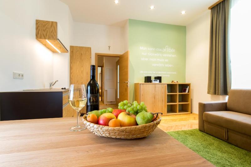 One-Bedroom Apartment image 4